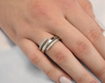 18K Solid White Gold Ring,Engagement Ring,Stackable Jewellery Ring,18K Wedding Stacking Ring,18K Ring,Ring for Women,18K Gold Band for Her