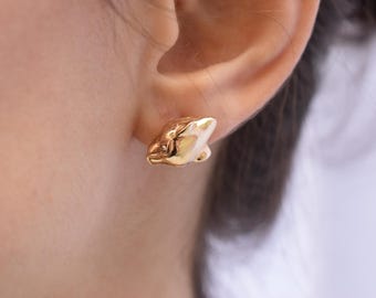 14K Diamond Panther Gold Earrings,14K Solid Gold Panther Earrings,Gold Panther Cartilage Hoop,Panther Dangle Earring,Animal Earring for Her