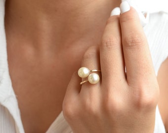 14K Gold Pearls Ring,Natural Pearl Ring,White Pearl Ring,Dainty Pearl Ring,Bridal & Engagement Jewellery,14K Gold Ring,Bridesmaid Ring