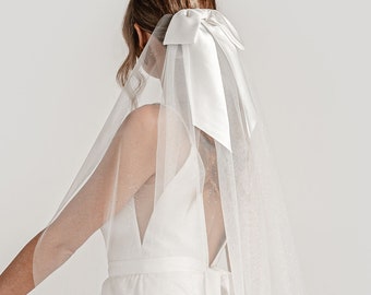 The Veil Atelier Aurora Silk Bow Veil