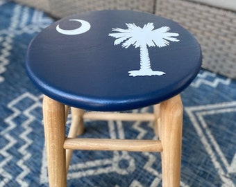 Round wood stool, SC stool, SC flag stool, Graduation Gift, Round accent stool, Painted round stool, Stools for bedroom, Made in USA