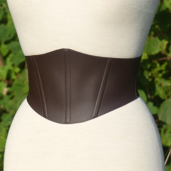 corset sous la poitrine en faux cuir vegan marron