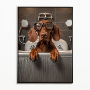 Vizsla im Badezimmer, Digitaler Download, Badezimmer Deko, Geschenkideen Hundebesitzer, Funny Dog Picture, Wall Art Print, Vizsla Poster