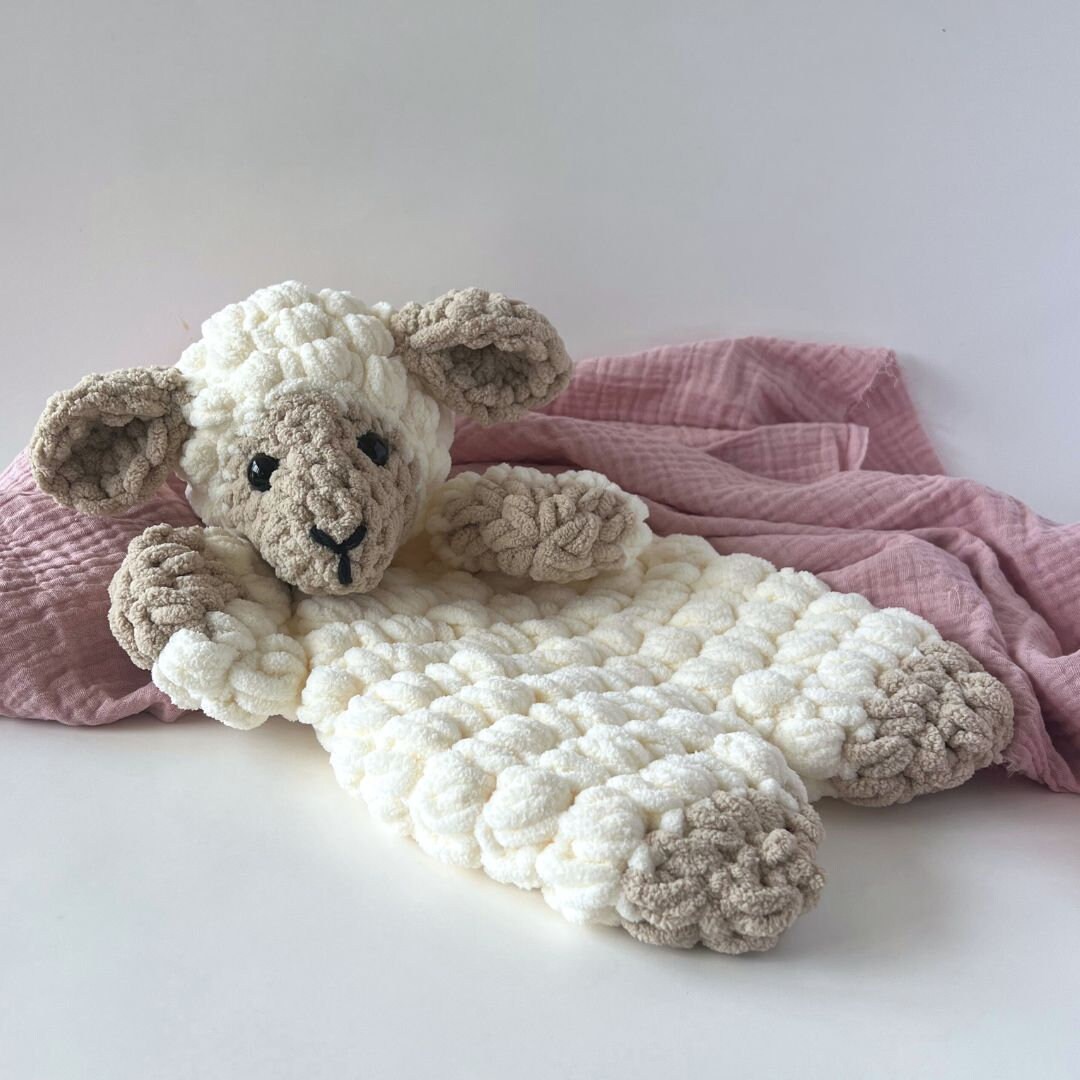 Free lamb lovey crochet puky pattern