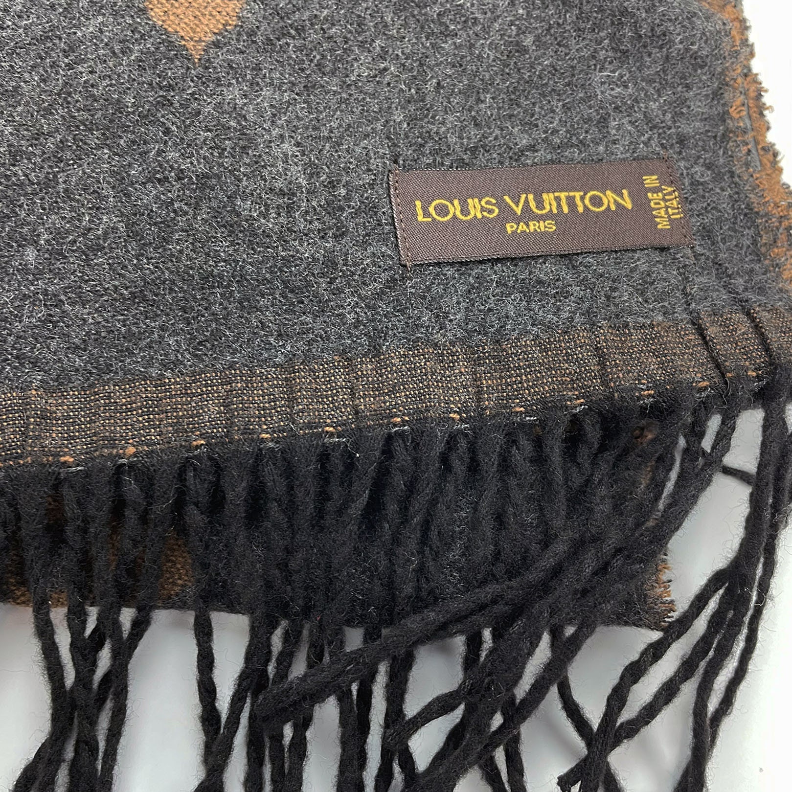 Lv scarf Louis Vuitton Brown in Wool - 764264