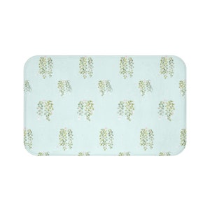 Lilly Bloom Bath Mat