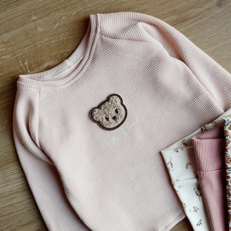 Sweater personalisierbar Name Teddy Geschenk zur Geburt Baby Pullover Bild 5