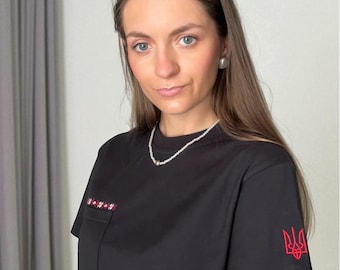T shirt bestickt «Ukraine», patitoc design, nationalsymbol, Ukrainischer shop, verkäufer, made in ukraine, vyshyvanka, etno slyle,folk style