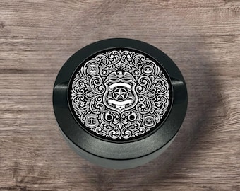 Insignia de oficial de pergamino, lata de metal grabada personalizada para nicotina, lata de nicotina personalizada, contenedor de snus, lata de snus, lata de metal para mojar