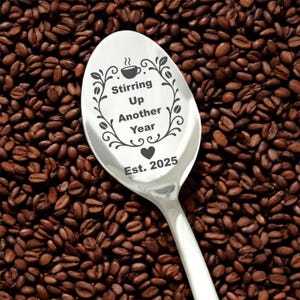 Colher de café personalizada gravada, colheres com texto personalizado, aço inoxidável personalizado, ideia de presente única, colher de aniversário, presente de aniversário,