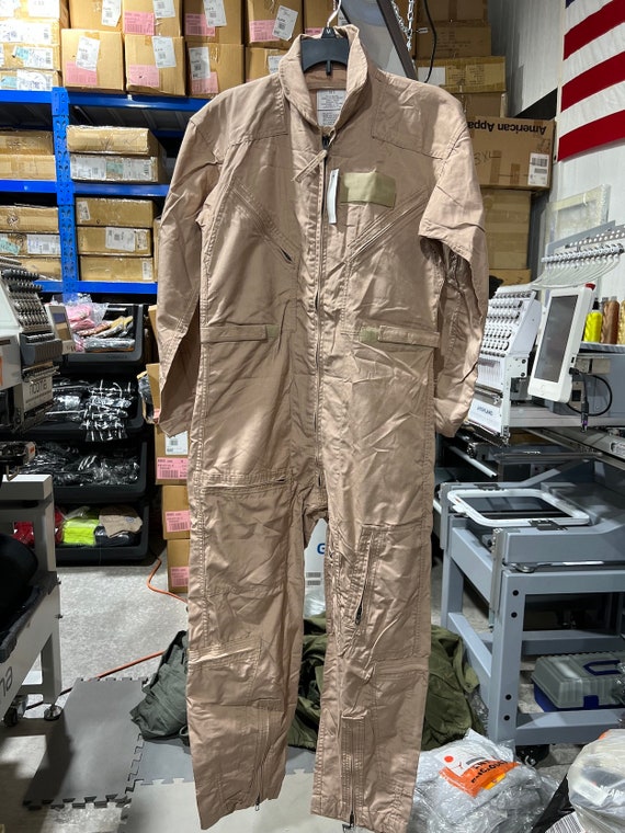 Coveralls Vintage US military Flyers Size 38 Large