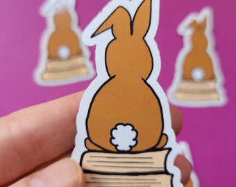 Sticker "Hase auf Büchern"