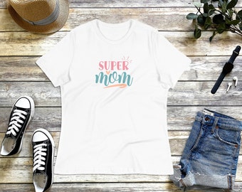 Super Mom, Minimalist T-shirt. Mother's Day Gift, Gift for Mom.