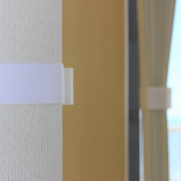 Chatter Stopper™ for Vertical Blinds - Stops Noisy Slats - No more vanes clapping together in the wind.