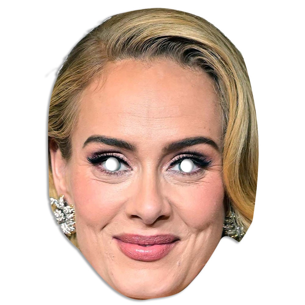 Adele Torna Sul Palco Con L'abito Di Velluto: La Cintura-foulard - Foto 8