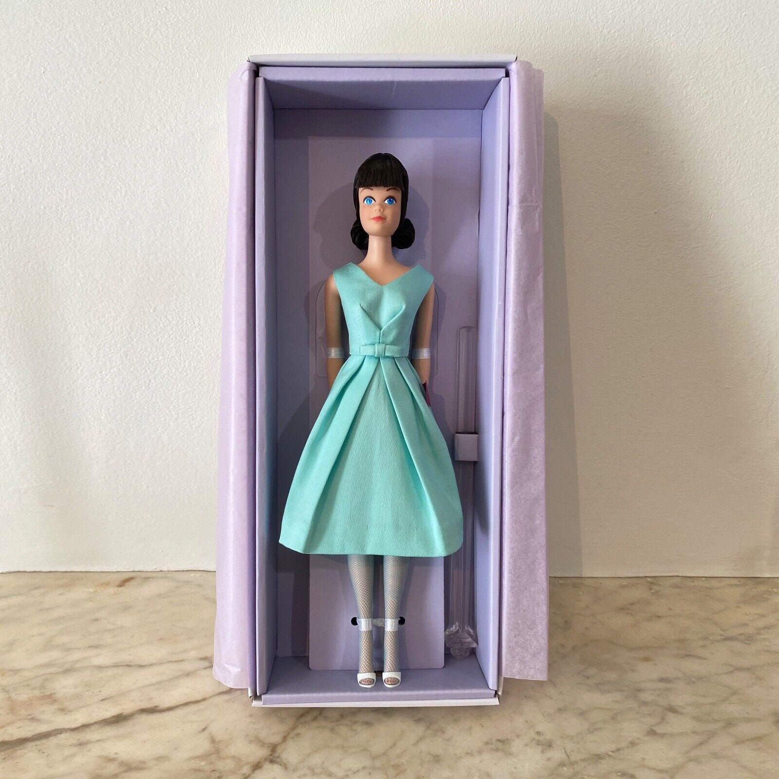  Barbie Collector Pivotal Mod Christie Giftset : Toys