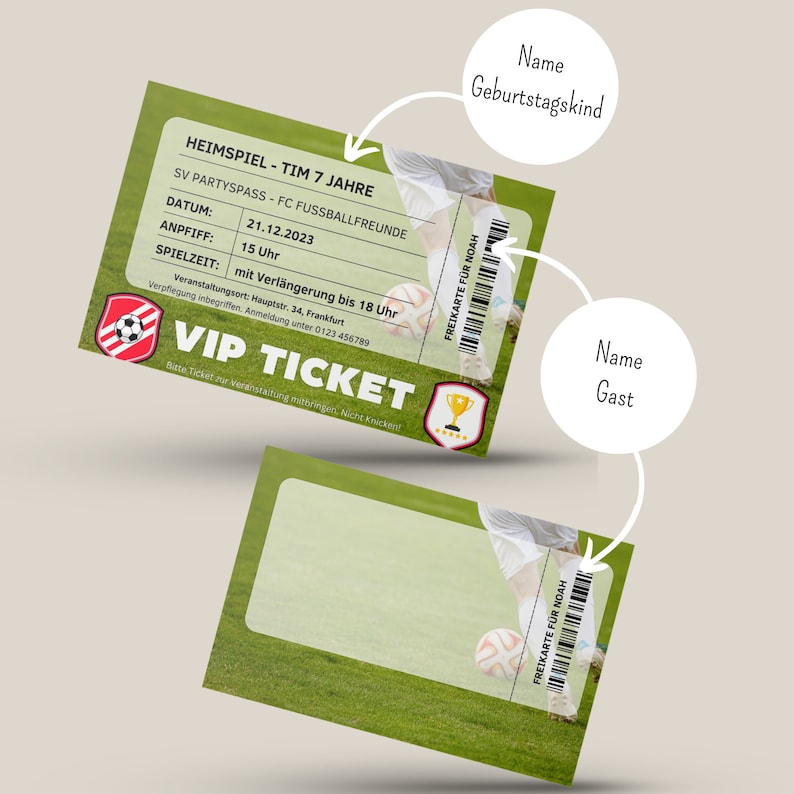 Puede incluir: Un ticket VIP verde y blanco con un gr&aacute;fico de bal&oacute;n de f&uacute;tbol y el texto "VIP TICKET". El ticket es para una fiesta de f&uacute;tbol para un ni&ntilde;o de 7 a&ntilde;os llamado Tim. El texto en el ticket dice "Heimspiel - Tim 7 Jahre" y "SV Partyspass - FC Fussballfreunde".