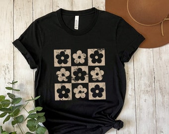 Checkered Floral Shirt: Retro 70s Daisy Boho Tee