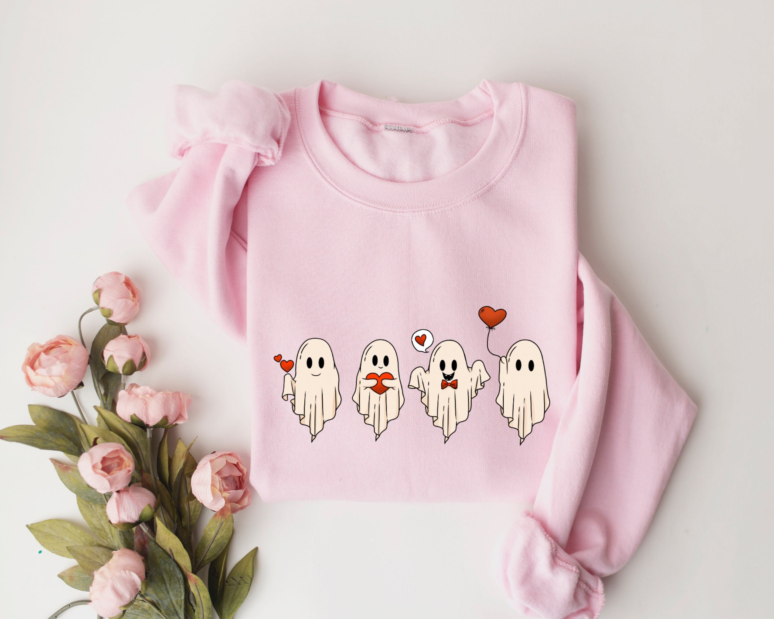 Valentine's Day Ghost Sweatshirt, Ghosts With Hearts Sweater, Retro Ghost Valentine Shirt, Spooky Valentine Sweater, Valentines Gift