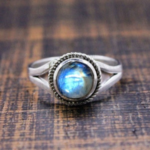 Natural Rainbow Moonstone Ring, 925 Sterling Silver Statement Ring, Moonstone Jewelry,Handmade Jewelry, Moonstone Women Ring, Ring For Her