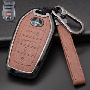 トヨタ用 - カスタマイズ可能なレザーキーフォブカバー、アルミシェル＆キーチェーン付き（4ボタン）