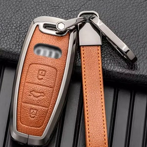 Audi Customizable Key Fob protector cover set made of Aluminum and Leather, with a full Keychain