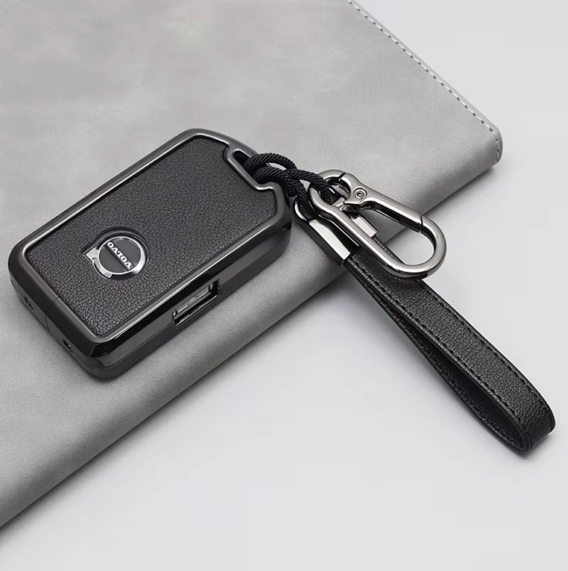 Leren Polestar-sleutelhangerhoes – Gepersonaliseerde handgemaakte sleutelhanger voor Polestar2, Polestar3/4/5 – Aangepaste kleuren en naamplaatje in reliëf op sleuteletui - Nederland Leren Polestar-sleutelhangerhoes – Gepersonaliseerde handgemaakte sleutelhanger voor Polestar2, Polestar3/4/5 – Aangepaste kleuren en naamplaatje in reliëf op sleuteletui - Nederland