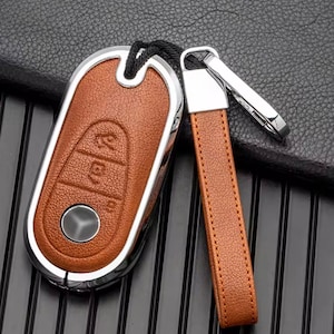 Mercedes-Benz Customizable Key Fob protector cover set made of Aluminum and Leather, with a full Keychain