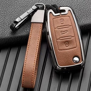 VW Volkswagen Customizable Key Fob protector cover set made of Aluminum and Leather, with a full Keychain  (for fliping key version)