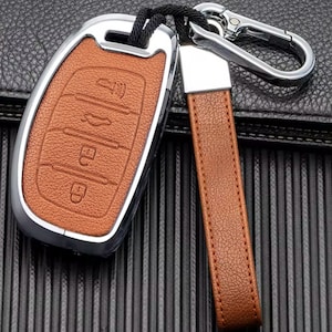 Hyundai Customizable Key Fob Cover Leather with Aluminum and keychain Compatible with Elantra Elantra GT Ioniq Sonata Tucson 4 Buttons