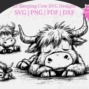 Könnte beinhalten: Schwarz-Weiß-Illustration von drei schlafenden Hochlandrindern. Das Bild enthält den Text "13 Sleeping Cow SVG Designs" und Dateitypoptionen. Ein rosa Stern-Grafik zeigt "Digitaler Download - Sofortiger Zugriff".