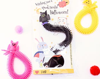 Pulsera elástica de Halloween: obsequio para fiestas infantiles