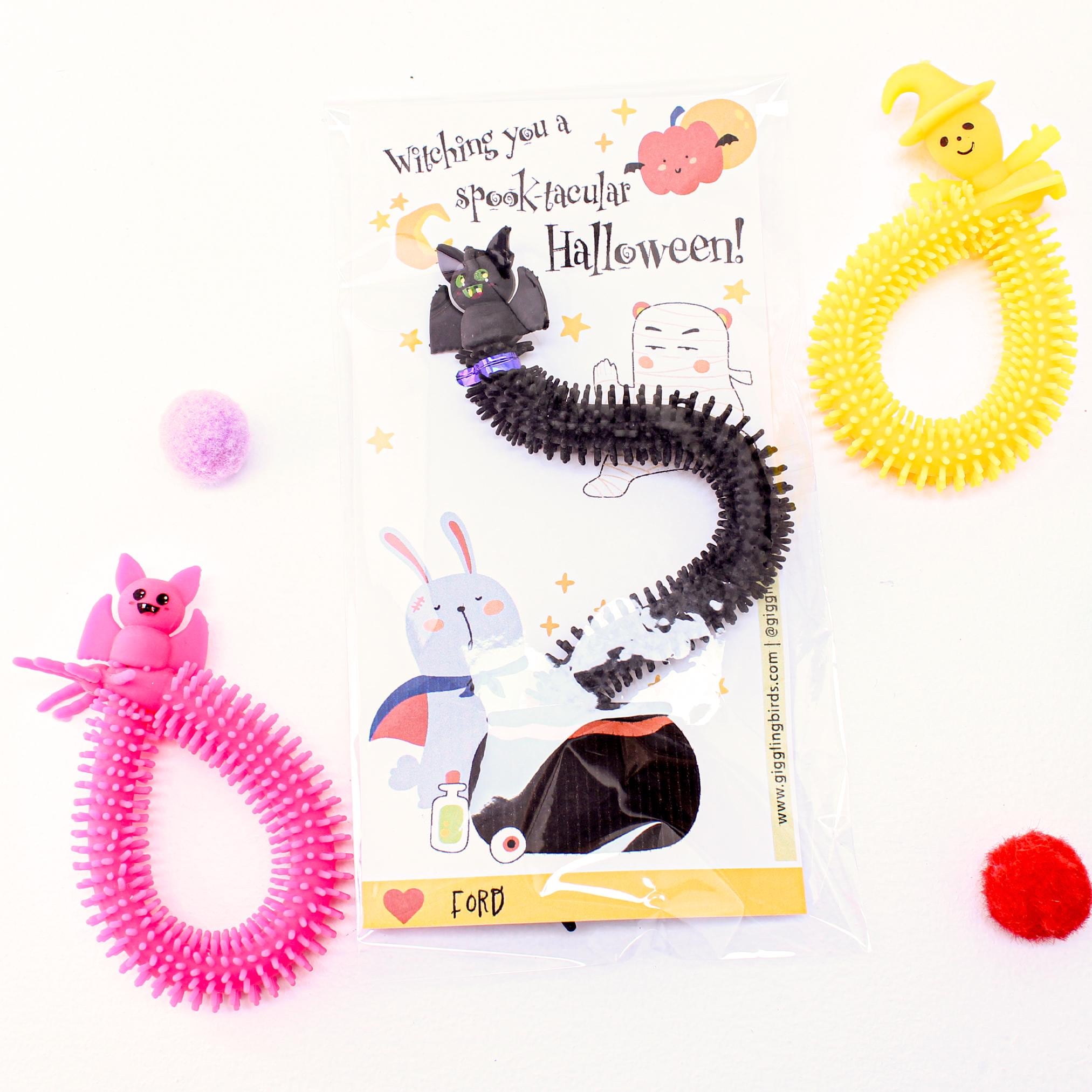 Bracciali sottili Tuto con perline e ciondoli heishi
