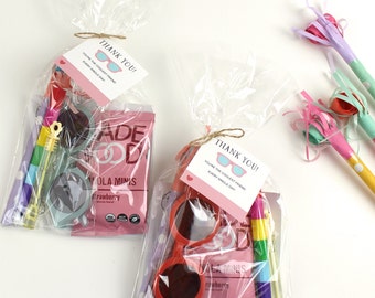 Sommer Kinder Gastgeschenk Tasche: Sonnenbrillen, Bubbles, Buntstifte