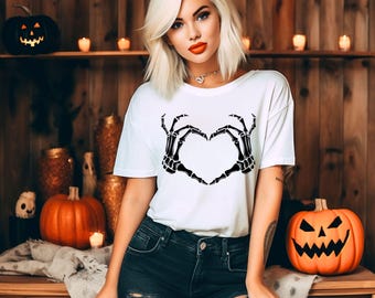 Koszulka z Dłonią Szkieletu, Koszulka z Szkieletem na Halloween, Koszulka damska na Halloween, Koszulka z Upiornym Sezonem, Prezent na Halloween, Prezent dla chłopaka ze Szkieletem na Halloween