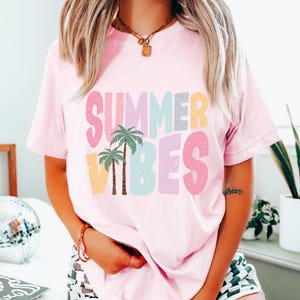 Summer Shirt, Trendy Shirt, Hello Summer Shirt, Best Gifts for Her, Beach Shirt, Holiday Shirt, Birthday Gift, Gift for Women Shirt, Gift