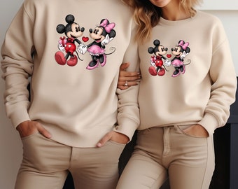 Mickey Minnie Liebhaber Sweatshirt, Disney paar Shirt, Valentinstag Geschenk, Liebe Shirt, Disney Shirt, Disney Trip Shirt, Disney passende Shirts