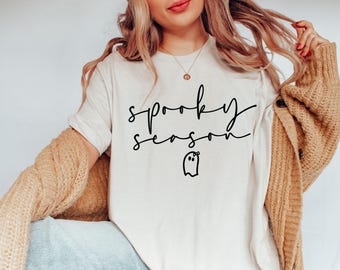 Cute Spooky Season Sweatshirt,Halloween Sweatshirt, Womens Halloween Sweatshirt, Cute Fall Sweater, Gift For Halloween, Spooky Season Shirt