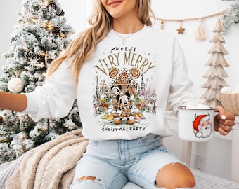 Retro Mickey's Very Merry Christmas Party 2025 Sweatshirt, Mickey & Friends Christmas Matching Shirt, WDW Disneyland Xmas Family Hoodie