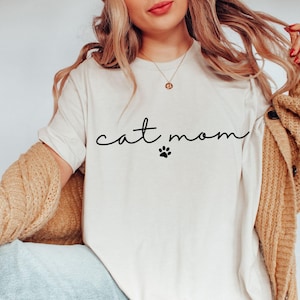 Cat Mom Shirt, Cat Mom Kamala T-Shirt, Mothers Day T-Shirt, New Cat Mom Gift, Gift For Mothers Day, Proud Kitty Mama Shirt, Kitty Mom Shirt