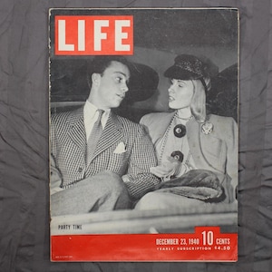 Life Magazine December 23, 1940 Party Time WWII 10 1/2 x 14