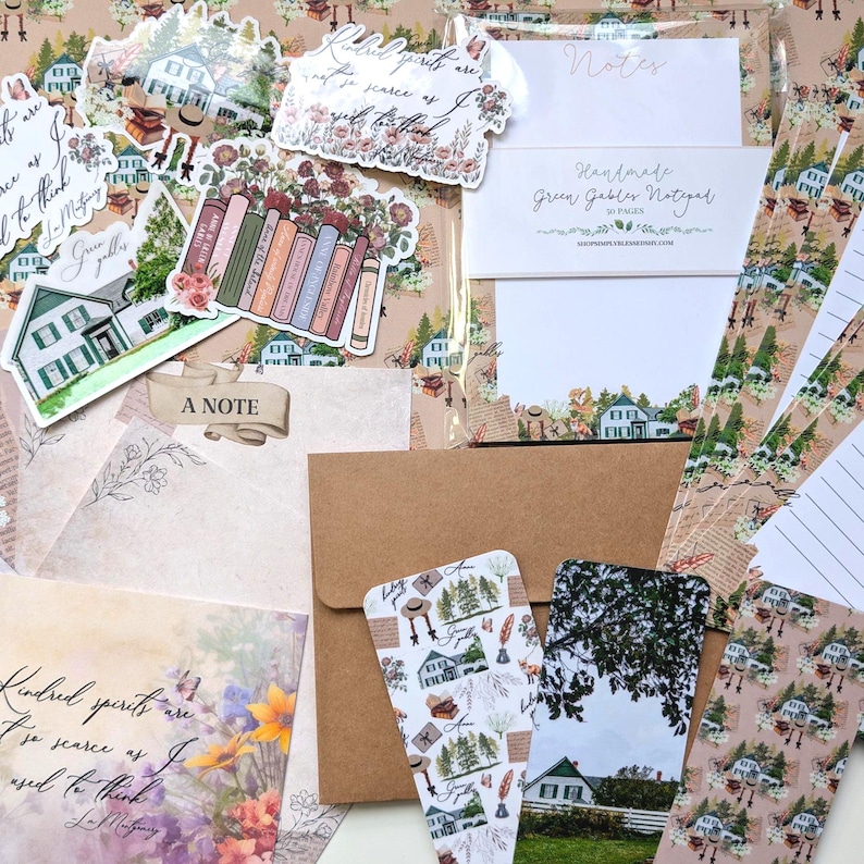 Anne of Green Gables gift set for book lovers, cozy literary stationery box inspired by L.M. Montgomery image 7