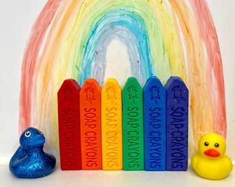 Crayons de couleur pour savon, savon pour enfants, savon artisanal, cadeau d'anniversaire, cadeau pour enseignant, cadeau des fêtes, cadeau de Noël, bas de Noël