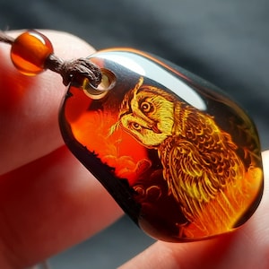 Amber pendant Owl