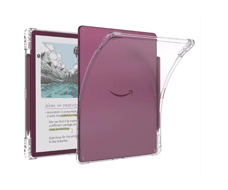 Puede incluir: Un lector electr&oacute;nico de color ciruela con una funda protectora transparente y flexible. La pantalla muestra una ilustraci&oacute;n de un paisaje monta&ntilde;oso y el texto Notes on creativity, Inspiration is everywhere, We can find it by viewing, y now perspective.
