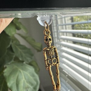 Skeleton Kindle Dust Plug: Halloween USB-C Charm
