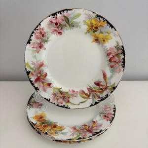&quot;3 Royal Doulton &quot;&quot;Orchids&quot;&quot; Beilagenteller - Pink & Gelb um 1930.&quot;