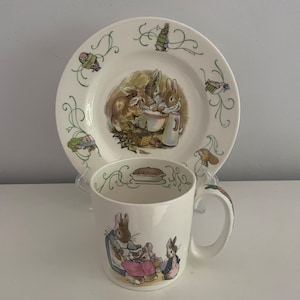 Vintage Peter Rabbit Wedgewood Child’s Plate & Cup Set - Frederick Warne, Beatrix Potter - Etruria Barlston Story Book.