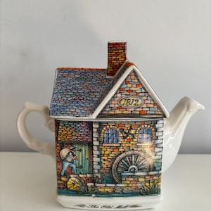Vintage Sadler ‘Old Mill’ 1812 Teapot - English Country Houses Collection