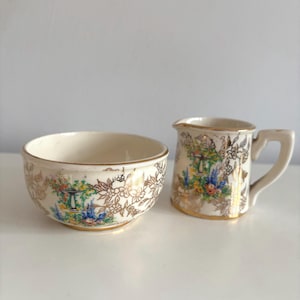 Vintage kleine melkkan en suikerpot Sadler - bloemen, vogelbad en goud filigraanontwerp